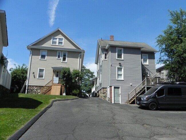 Photo - 67 Fairfield Ave Unit 2