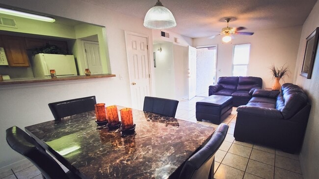 Photo - Tropicana Palms