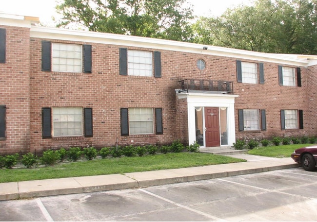 Building Photo - 1408 Holden Ave Unit A