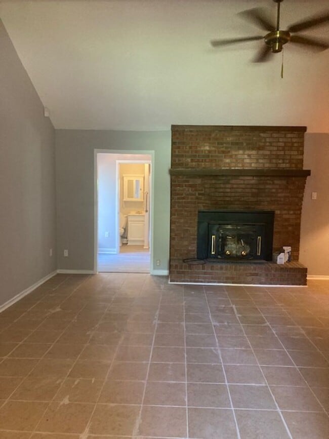 Photo - 9416 Windrow Pl