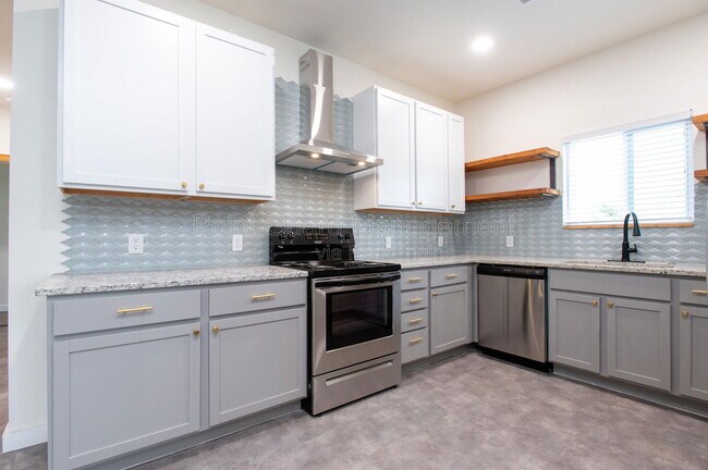 Photo - 2869 N Oliver St