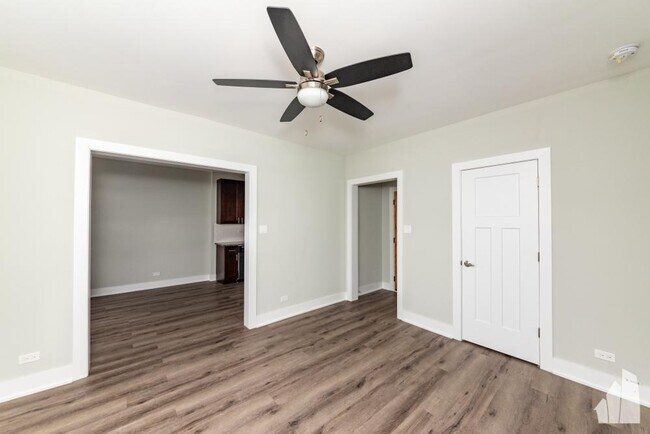 Photo - 1 bedroom in Highland Park IL 60035 Condo Unit 725-21