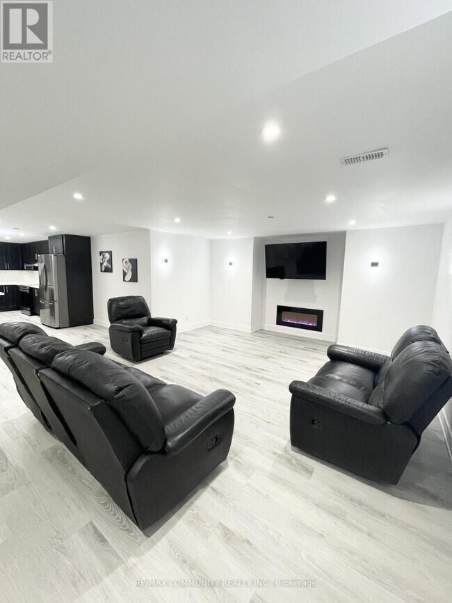 Photo - 103 Bartsview Cir