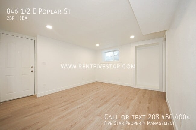 Photo - 846 1/2 E Poplar St-