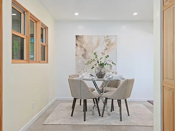 Photo - 3052 Lucinda Ln