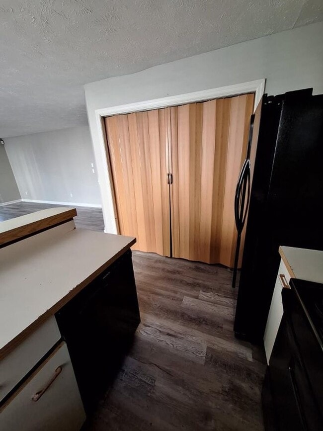 Photo - 1002 Brookhollow Dr Unit 5