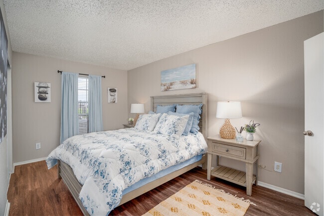 Interior Photo - Emaret at Coastal Pointe