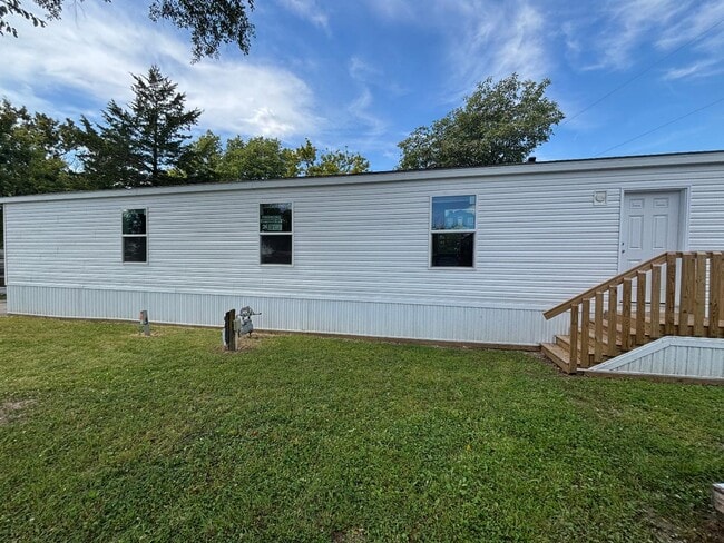 Building Photo - 5900 Osage Rd Rental