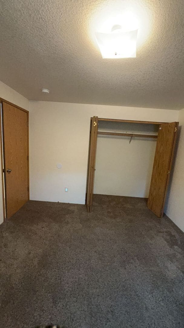 907 SE 8th St Unit A