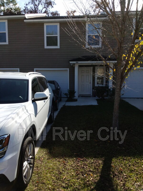 Photo - 7608 Rain Forest Dr N