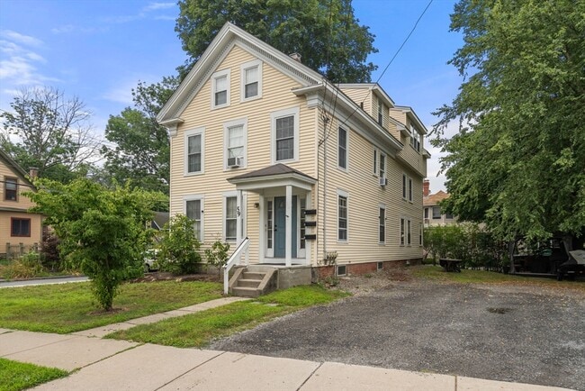 Building Photo - 59 Pond St Unit A Rental