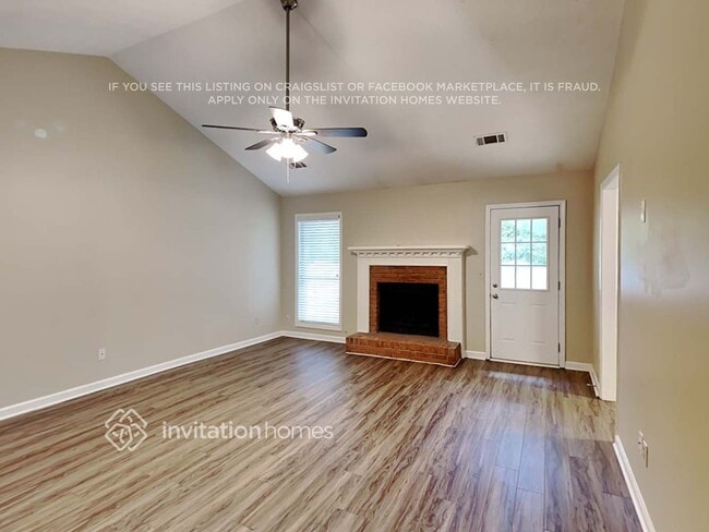 Photo - 810 Trellis Pond Ct