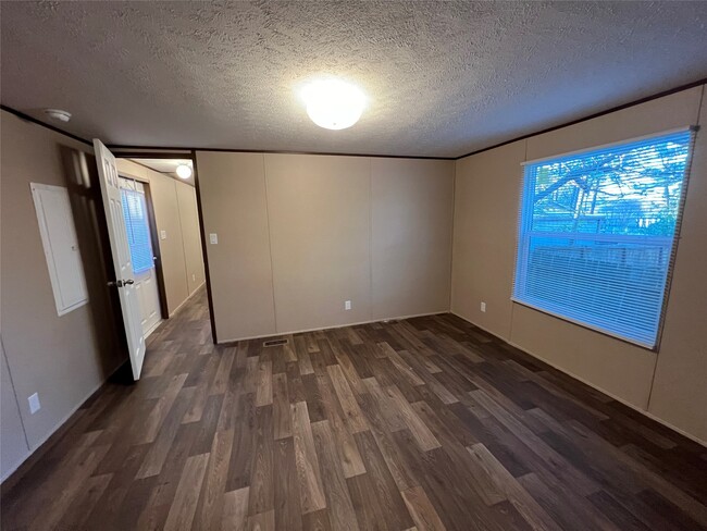 Photo - 13910 Anchor Ct