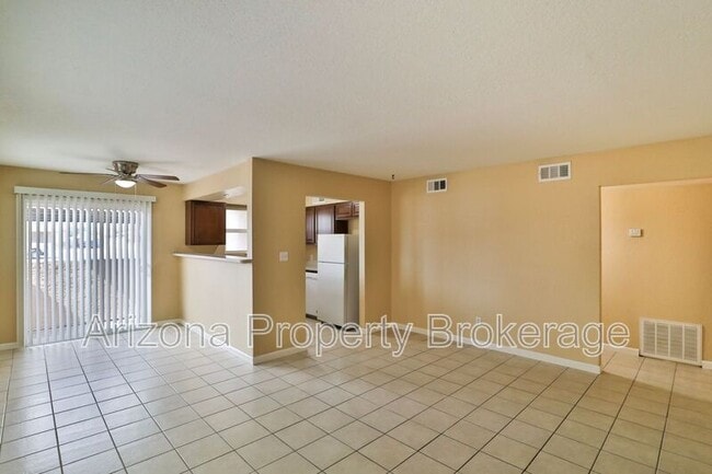 Building Photo - 601 W Rio Salado Pkwy Rental