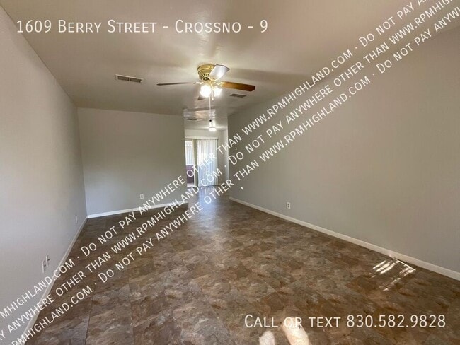 Photo - 1609 Berry St Unidad 9