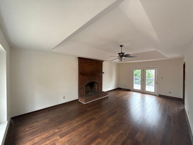 Photo - T.R. Lawing Realty Property