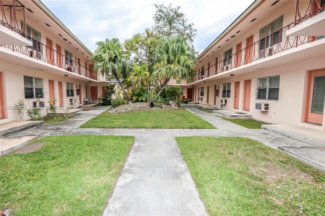 Photo - 1250 S Alhambra Cir Unit 7