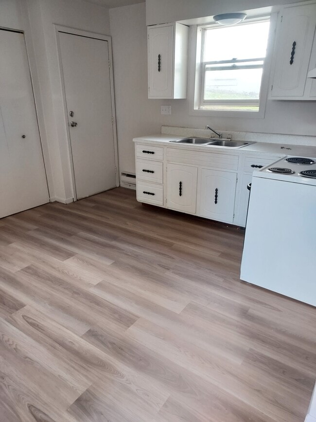 Photo - Reagan Unit 401