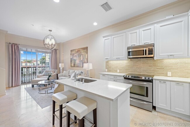 150 NE 6th Ave