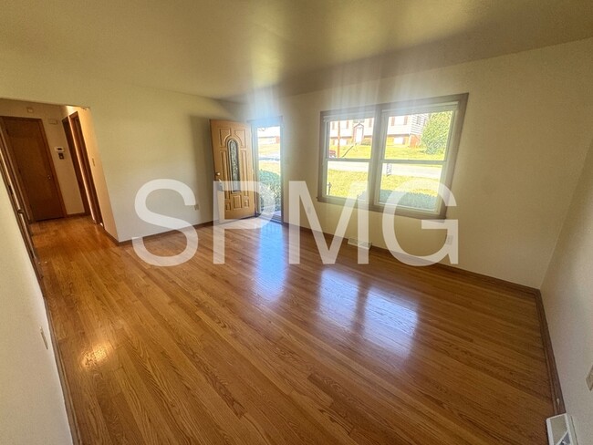 Photo - 3726 Rolling Hill Ave NW