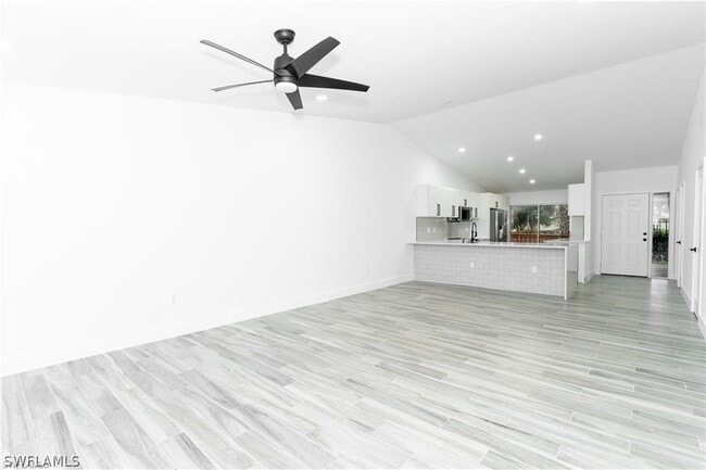 Photo - 6499 Royal Woods Dr