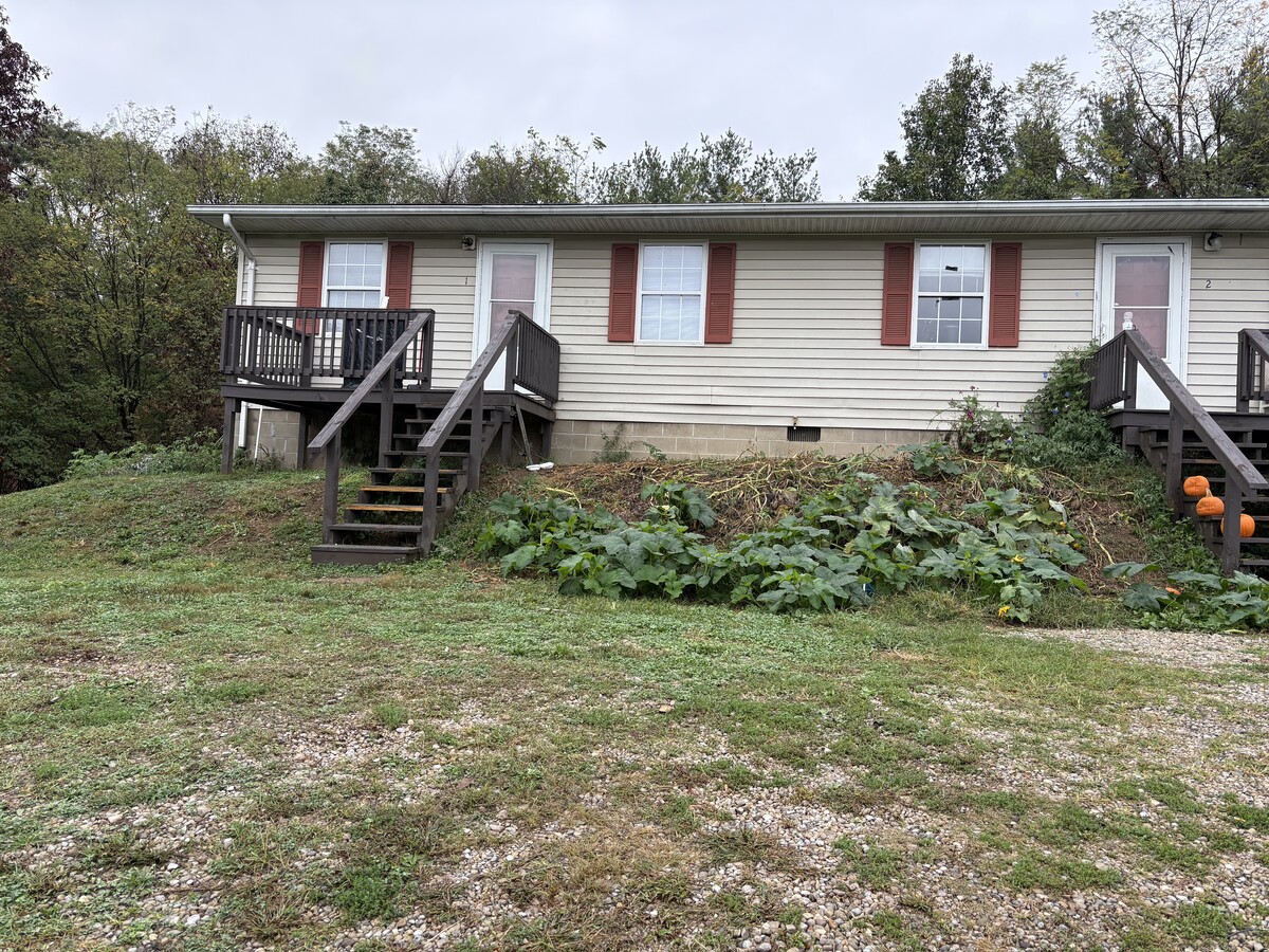 Remodeled one bedroom apt - 2421 Egypt Pike Unit 2421 Egypt Pike apt 1