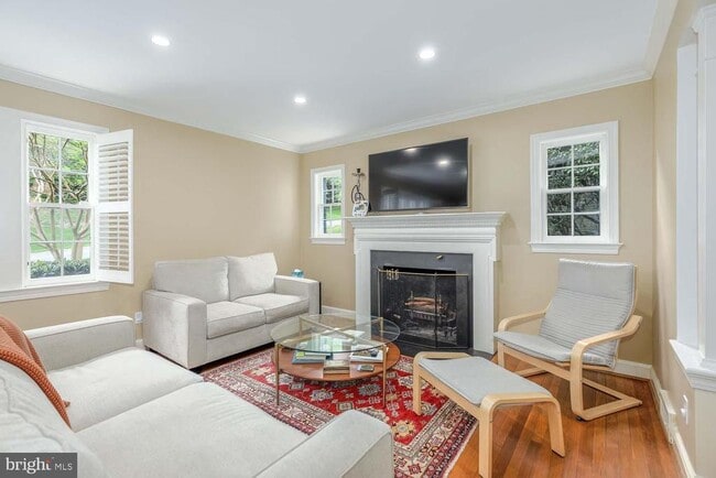 Photo - 3209 Thornapple St