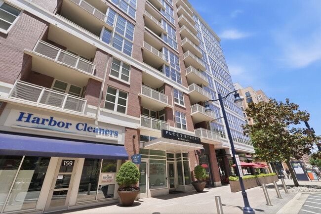 157 Fleet St Unit 908