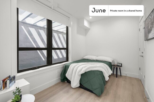 Building Photo - Room in Shared 4 bed/2 bath home in Dupont Circle Unit D