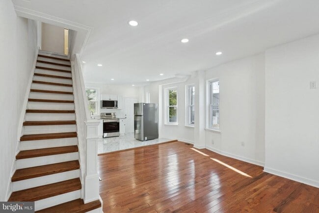 Building Photo - 1200 S Ruby St