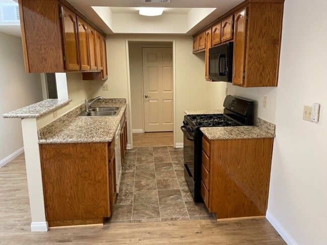 Photo - 430 South Niagara Street