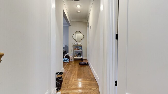Photo - 16 Nottinghill Rd Unit 2