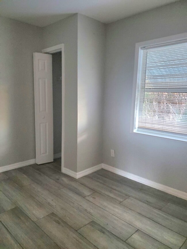 Photo - 665 28th Ave S