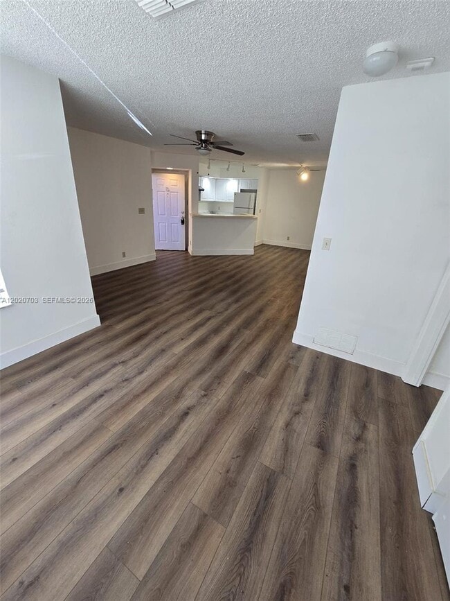 Photo - 3340 Pinewalk Dr N Unit 1518