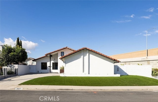 Building Photo - 24871 Overland Dr