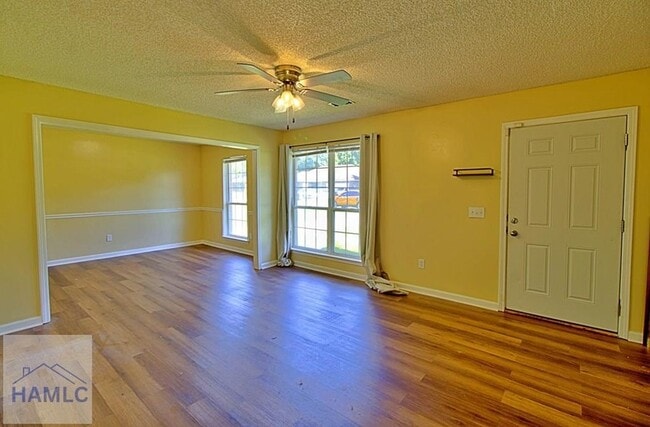 205 Tempest Ln