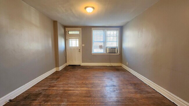 Photo - **Move-In Special-Half Off 1st Months Rent**
Charming 1-Bedroom Apartment in South St. Louis