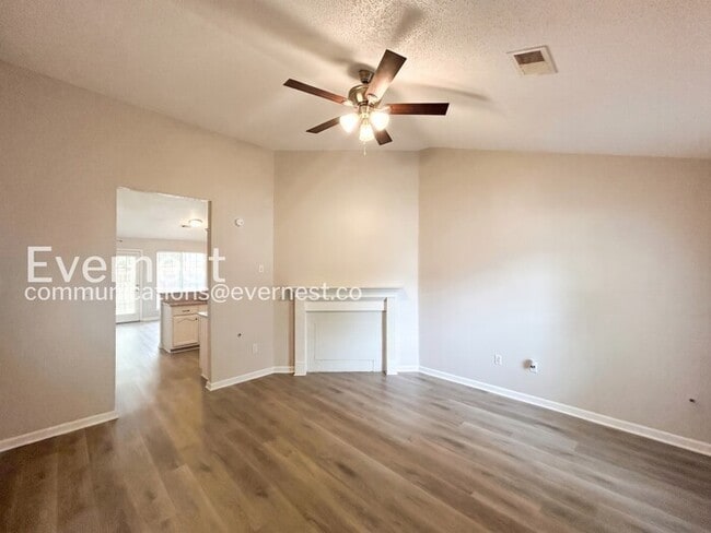 Photo - 10721 Ridgefield Dr