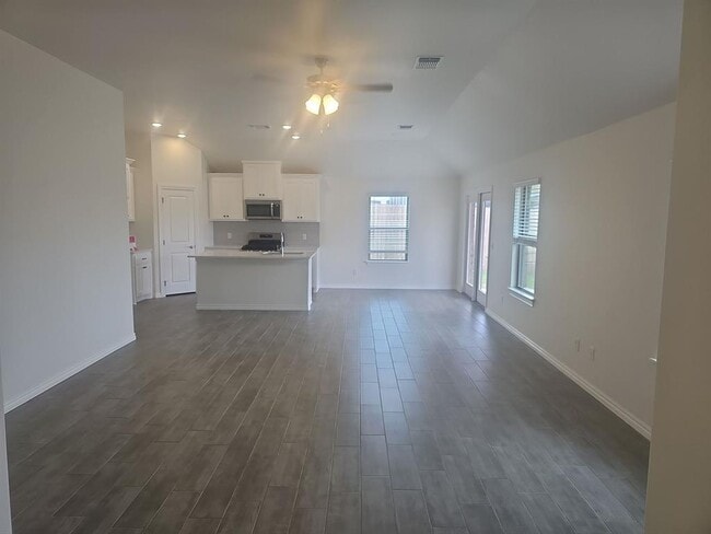 Photo - 3701 Lynne Ave