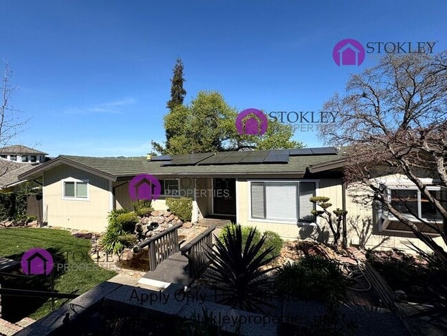 Photo - 790 Solana Dr