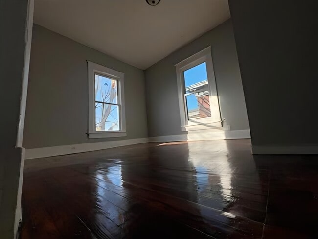 Bedroom 2 - 509 S 5th St Unit 509 .5 S. 5th St.