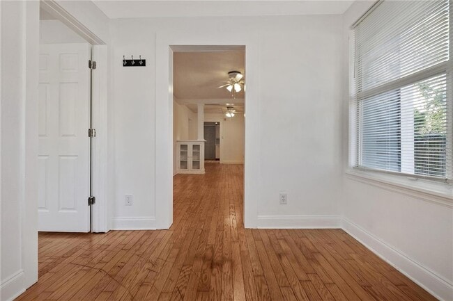 Photo - 6703 N Elizabeth St Unit 1