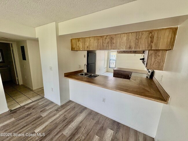 Photo - 420 Catamaran Dr Unit 93