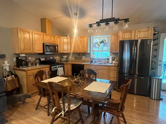 Photo - 3577 Lynn Dr