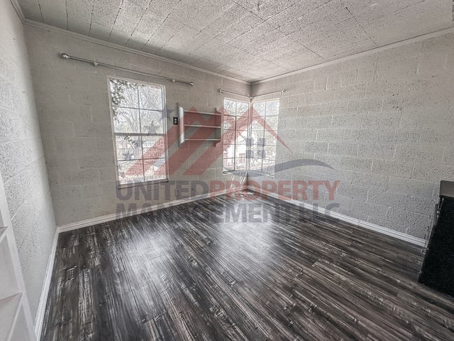 Photo - 207 N Alameda St Unit Apt 4