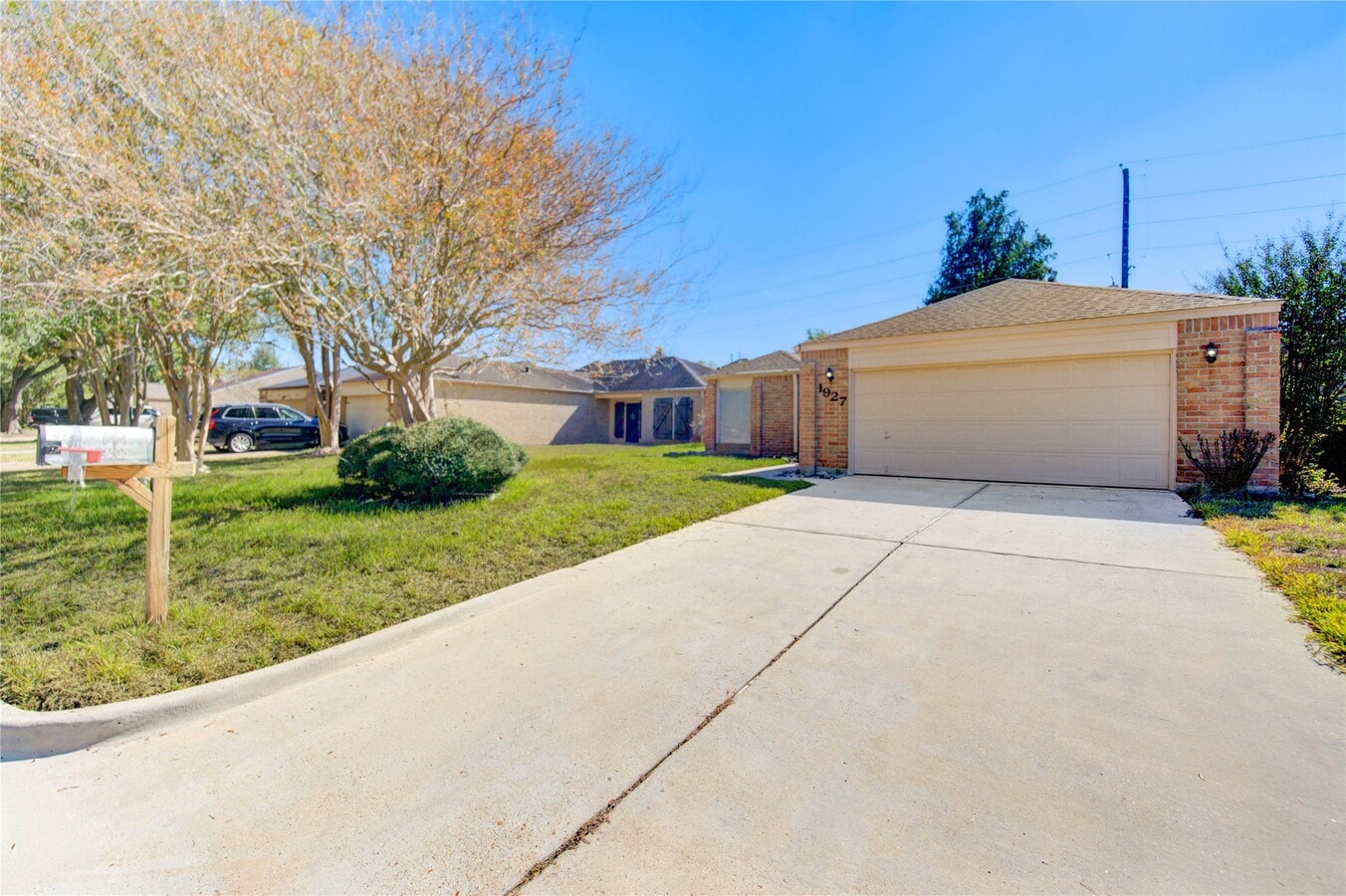 Photo - 1927 Ash Meadow Dr