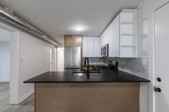 Photo - 1841 N Kedzie Ave