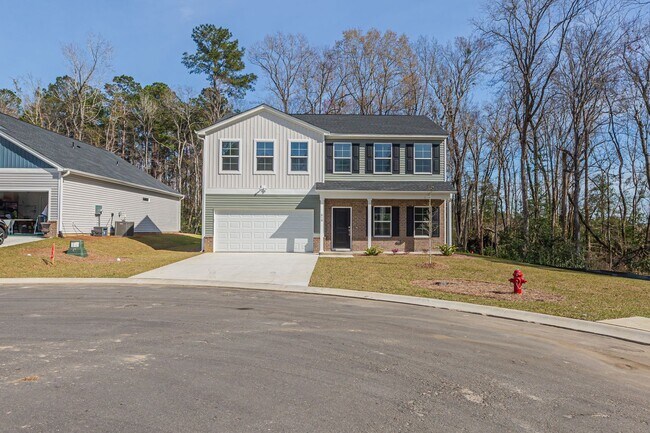 Brand New Home in Lyden Village! - Brand New Home in Lyden Village!