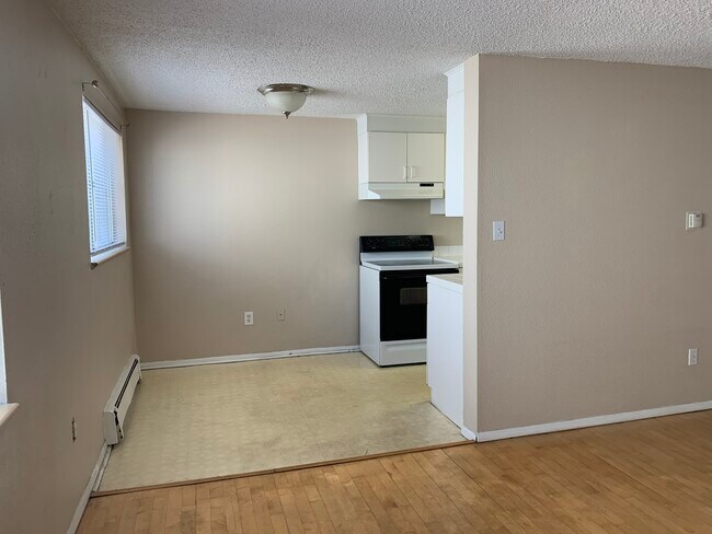 1148 N Washington St Unit 5