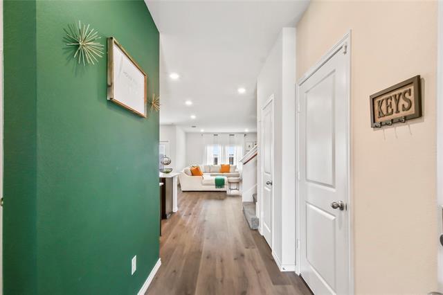 Photo - 755 Amelia Ct